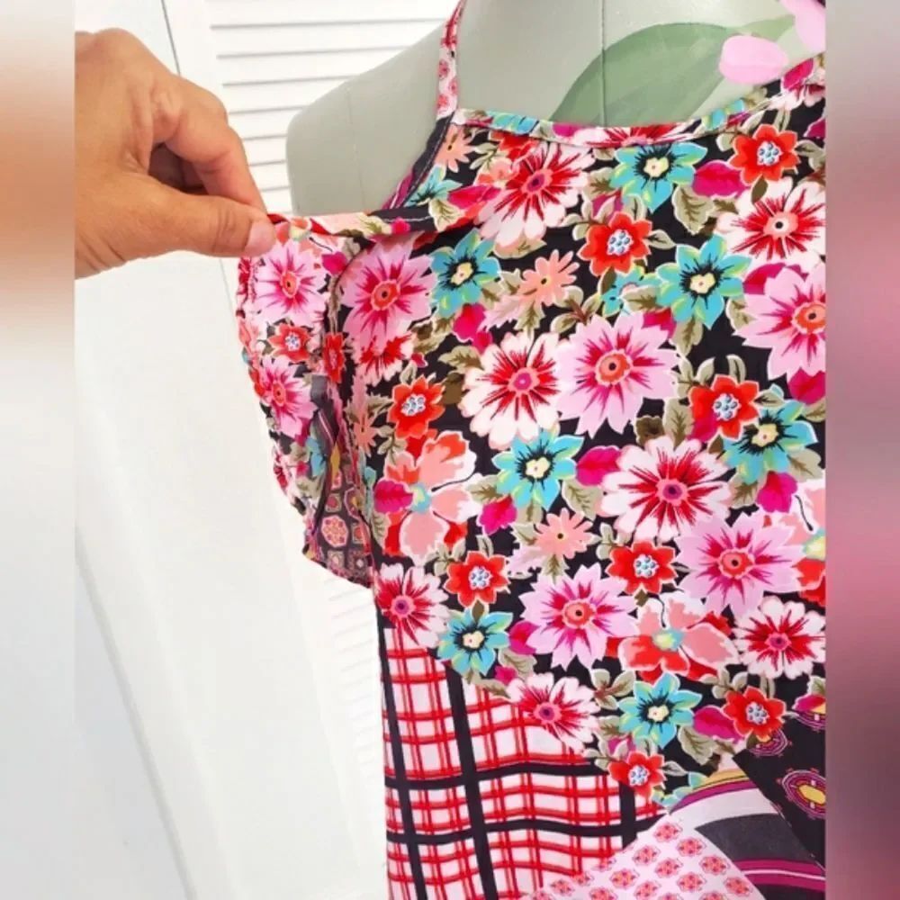 NWOT Sfida Woman Floral Patchwork Halter Top - Size 10 (Made in Colombia) - Picture 3 of 9